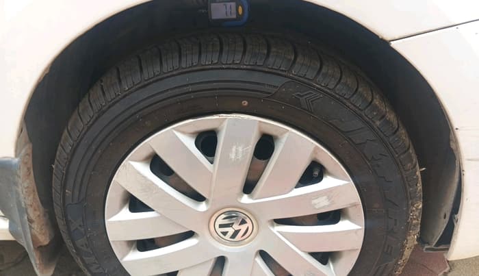 2013 Volkswagen Polo COMFORTLINE 1.2L PETROL, Petrol, Manual, 77,547 km, tyre