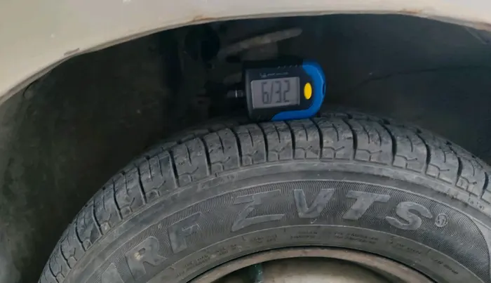 2012 Maruti Alto LXI, Petrol, Manual, 2,12,240 km, tyre