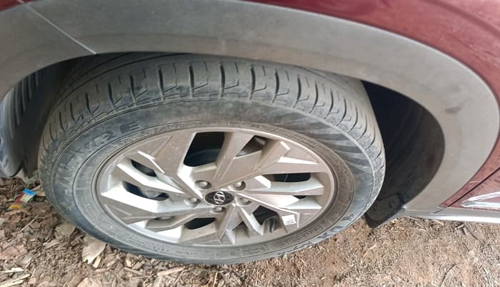 2022 Hyundai Creta SX 1.5 PETROL, Petrol, Manual, 40,692 km, tyre