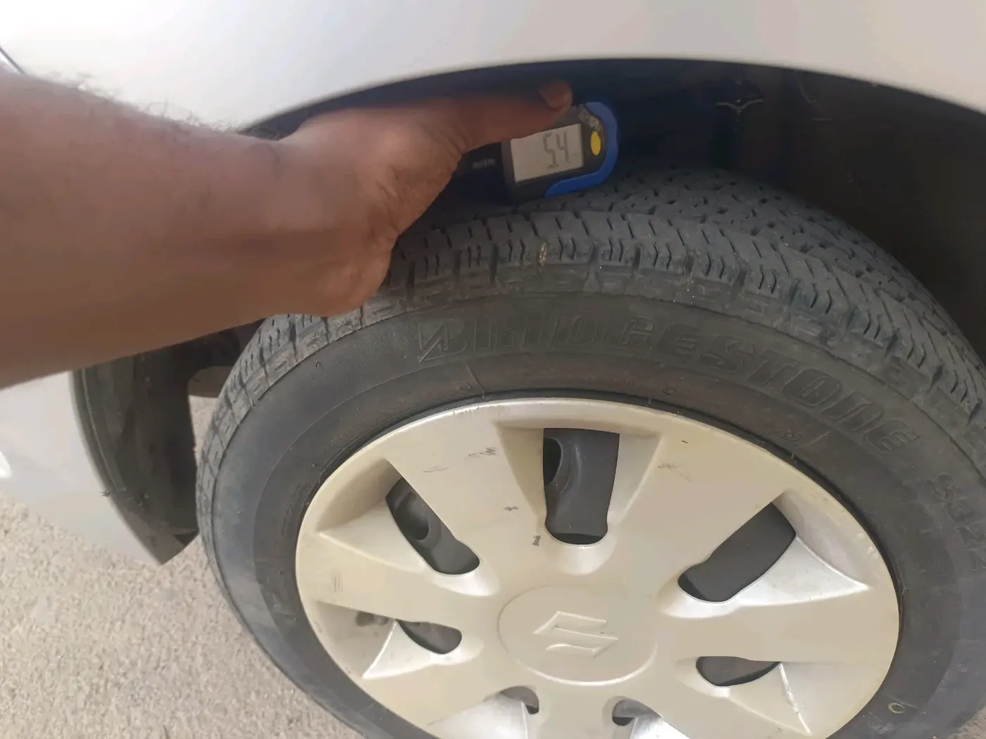 2016 Maruti Alto K10 VXI AMT, Petrol, Automatic, 44,378 km, tyre
