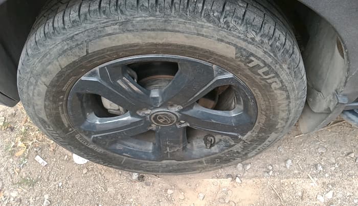 2023 Tata NEXON XZ PLUS PETROL SUNROOF DARK EDITION, Petrol, Manual, 29,690 km, tyre
