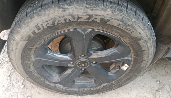 2023 Tata NEXON XZ PLUS PETROL SUNROOF DARK EDITION, Petrol, Manual, 29,690 km, tyre