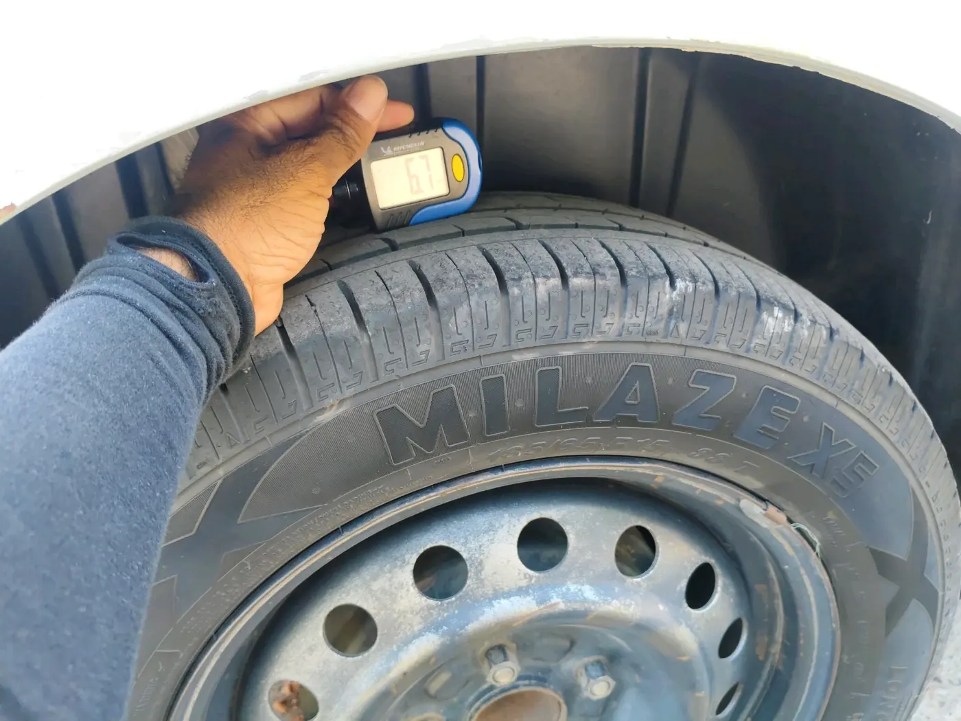 2021 Maruti Ertiga VXI CNG, CNG, Manual, 1,88,885 km, tyre