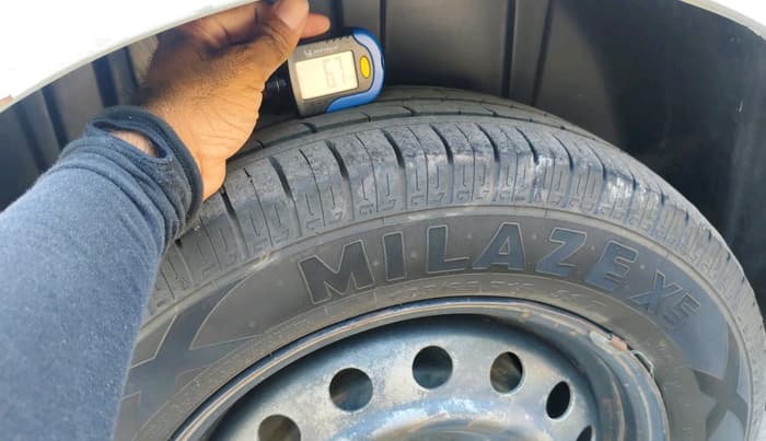 2021 Maruti Ertiga VXI CNG, CNG, Manual, 1,88,885 km, tyre