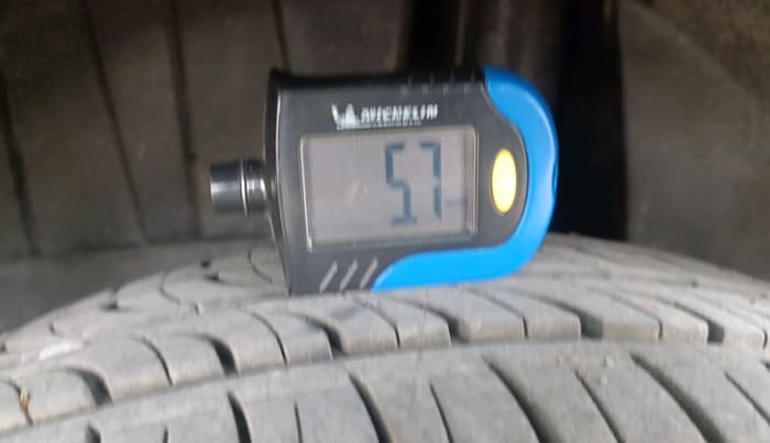 2018 Maruti Dzire VXI, Petrol, Manual, 90,120 km, tyre