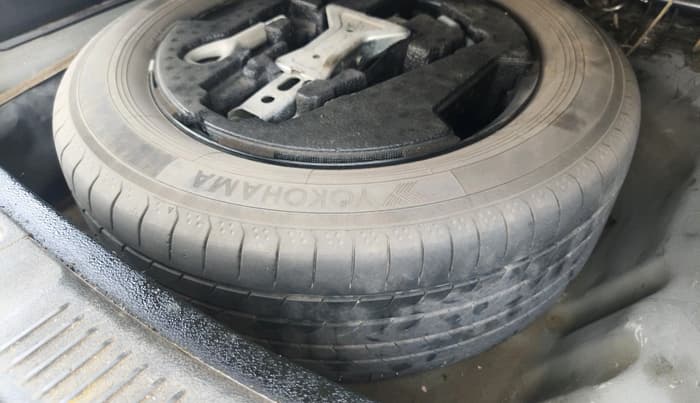 2018 Maruti S Cross ZETA 1.3, Diesel, Manual, 2,09,564 km, tyre