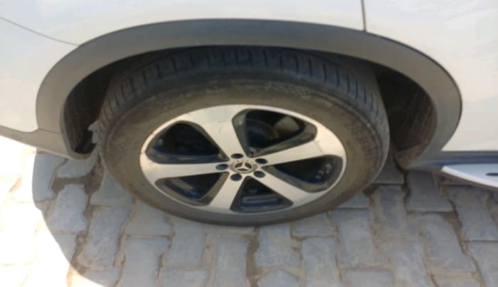 2019 Mercedes Benz GLC CLASS 220 D 4 MATIC, Diesel, Automatic, 61,100 km, tyre