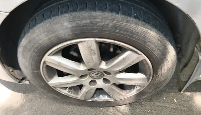 2011 Volkswagen Polo HIGHLINE1.2L, Petrol, Manual, 32,114 km, tyre
