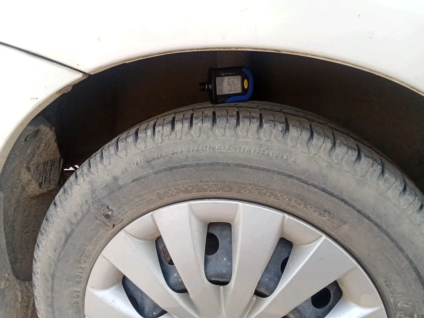 2014 Toyota Etios GD, Diesel, Manual, 1,04,991 km, tyre