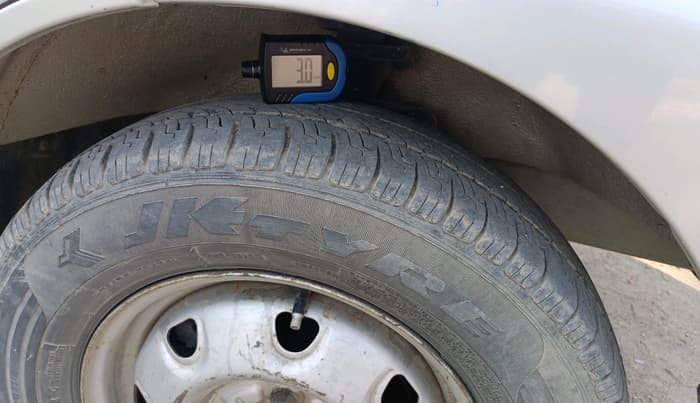 2020 Maruti Eeco 5 STR WITH A/C+HTR, Petrol, Manual, 76,978 km, tyre