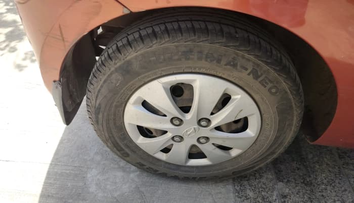 2011 Hyundai i10 MAGNA 1.1, Petrol, Manual, 79,158 km, tyre