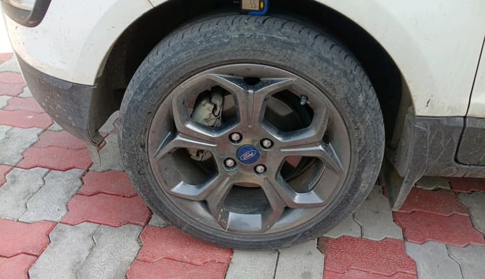 2019 Ford Ecosport TITANIUM 1.0L ECOBOOST SPORTS(SUNROOF), Petrol, Manual, 1,04,612 km, tyre