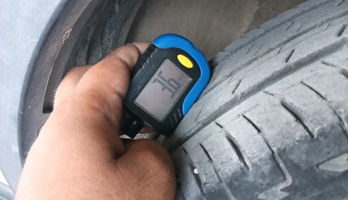 2023 Maruti IGNIS ZETA 1.2, Petrol, Manual, 60,661 km, tyre