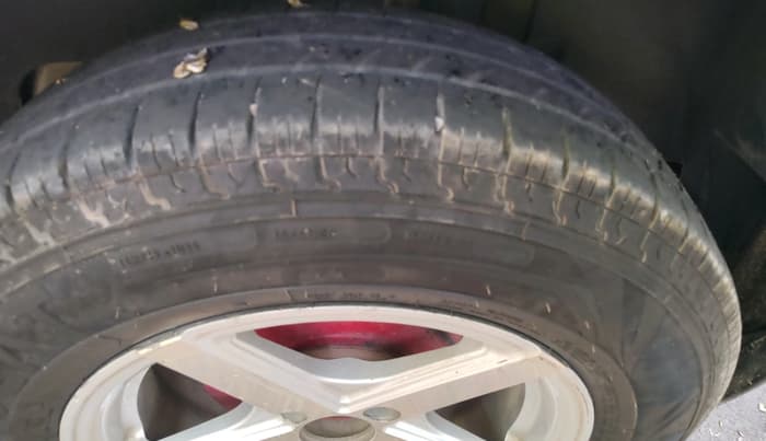 2021 Maruti Swift VXI, Petrol, Manual, 66,865 km, tyre