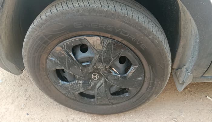 2025 Tata PUNCH Adventure Plus iCNG, CNG, Manual, 11,632 km, tyre