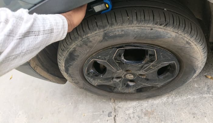 2022 Tata PUNCH ACCOMPLISHED MT, Petrol, Manual, 47,561 km, tyre