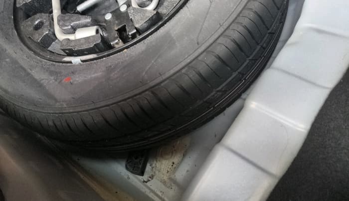 2022 Tata PUNCH ACCOMPLISHED MT, Petrol, Manual, 47,561 km, tyre