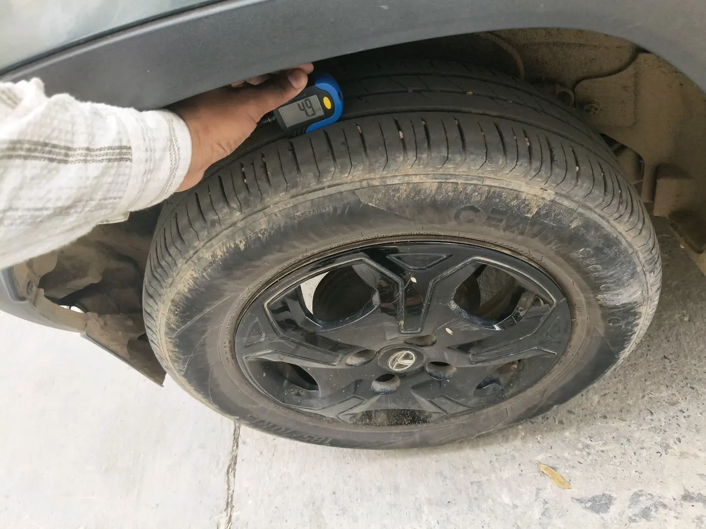 2022 Tata PUNCH ACCOMPLISHED MT, Petrol, Manual, 47,561 km, tyre