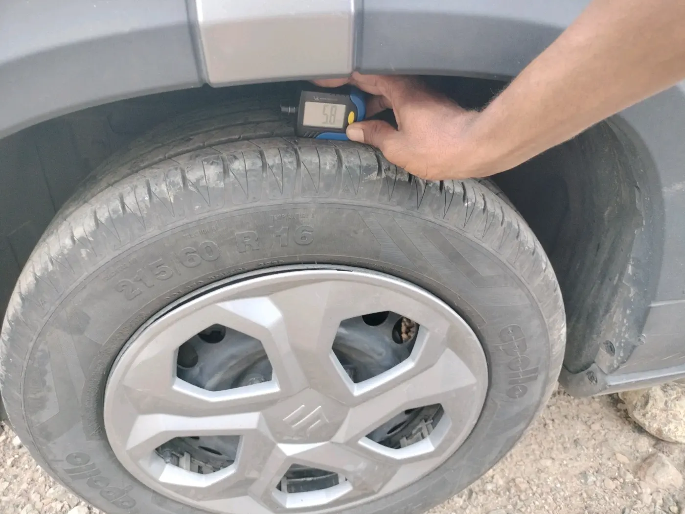 2023 Maruti BREZZA LXI S- CNG, CNG, Manual, 59,273 km, tyre