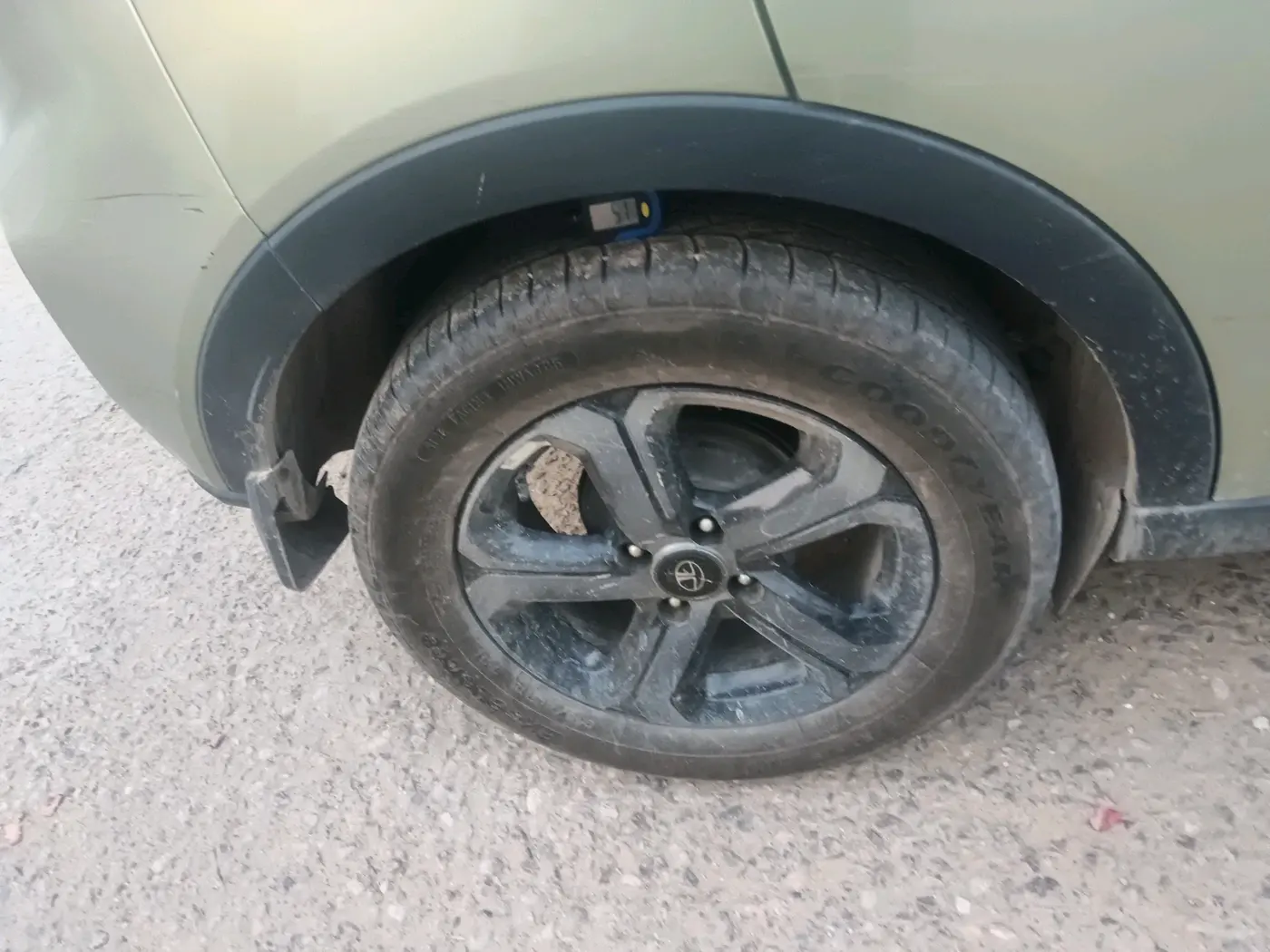 2023 Tata NEXON XZ PLUS PETROL DUAL TONE, Petrol, Manual, 31,431 km, tyre