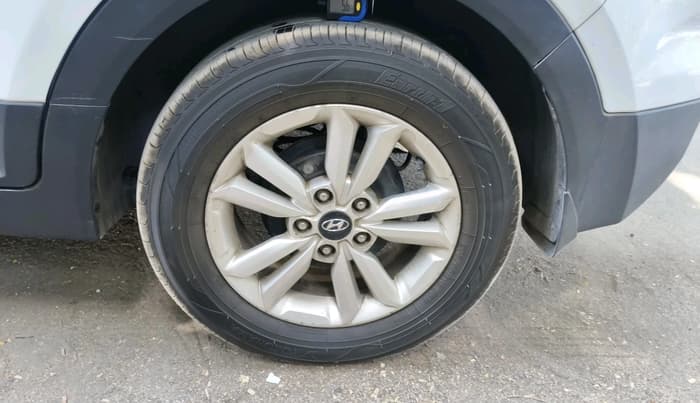2015 Hyundai Creta SX PLUS AT 1.6 DIESEL, Diesel, Automatic, 90,525 km, tyre