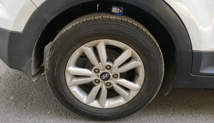 2015 Hyundai Creta SX PLUS AT 1.6 DIESEL, Diesel, Automatic, 90,525 km, tyre