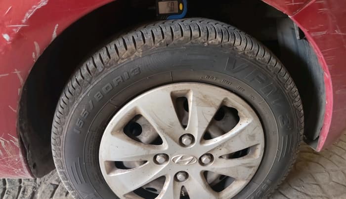 2011 Hyundai i10 SPORTZ 1.2 AT, Petrol, Automatic, 52,736 km, tyre