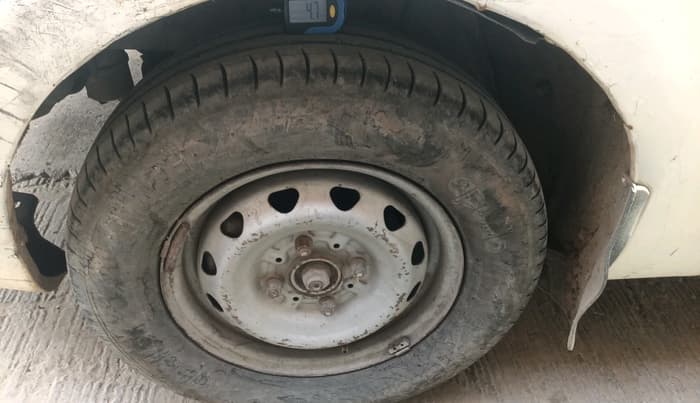 2012 Tata Indica Vista LS TDI, Diesel, Manual, 86,826 km, tyre