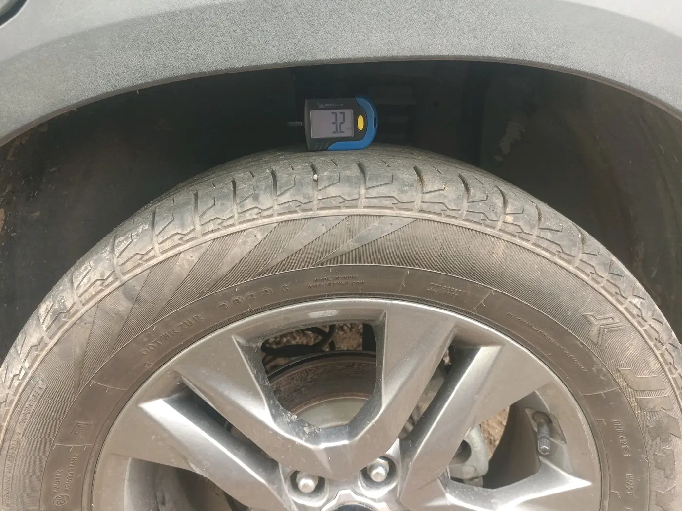 2022 KIA SELTOS HTX IVT 1.5 PETROL, Petrol, Automatic, 33,902 km, tyre
