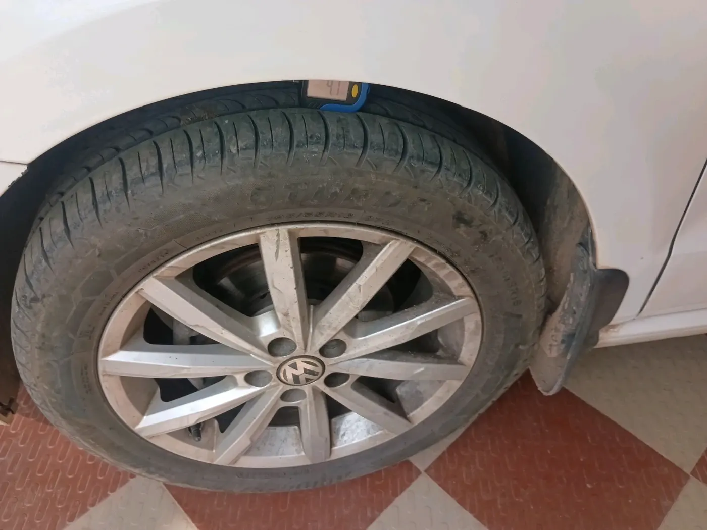2018 Volkswagen Polo HIGHLINE PLUS 1.5 16 ALLOY, Diesel, Manual, 81,991 km, tyre