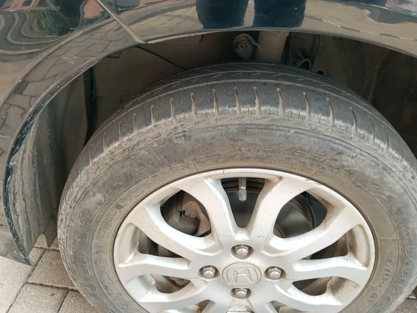 2014 Honda Amaze 1.2L I-VTEC VX AT, Petrol, Automatic, 46,003 km, tyre