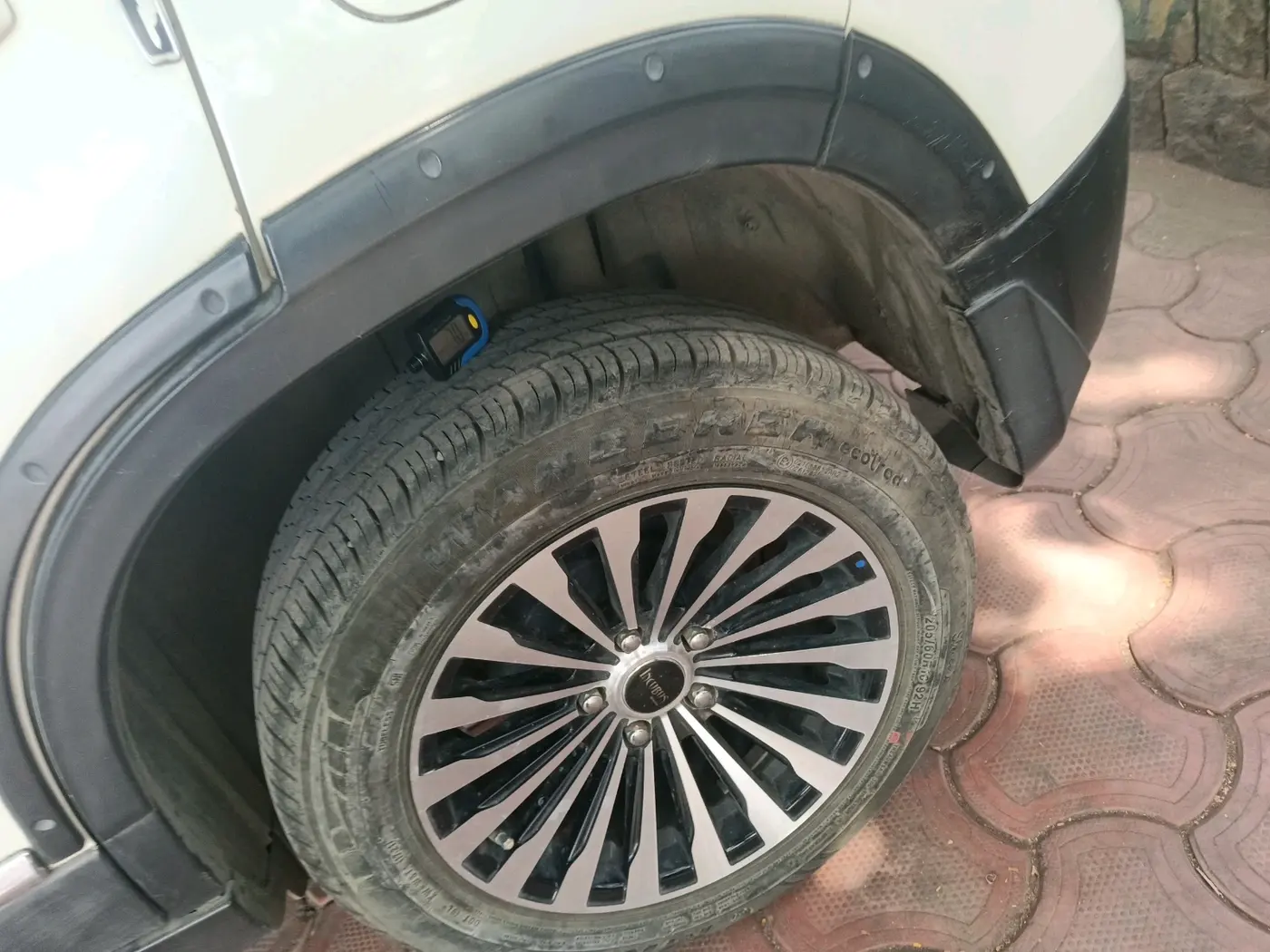 2021 Maruti Vitara Brezza VXI, Petrol, Manual, 24,777 km, tyre