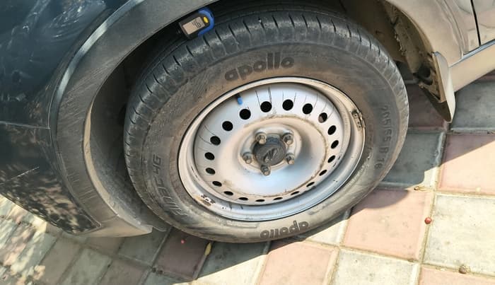 2020 Mahindra XUV300 W4 1.2 PETROL, Petrol, Manual, 46,264 km, tyre