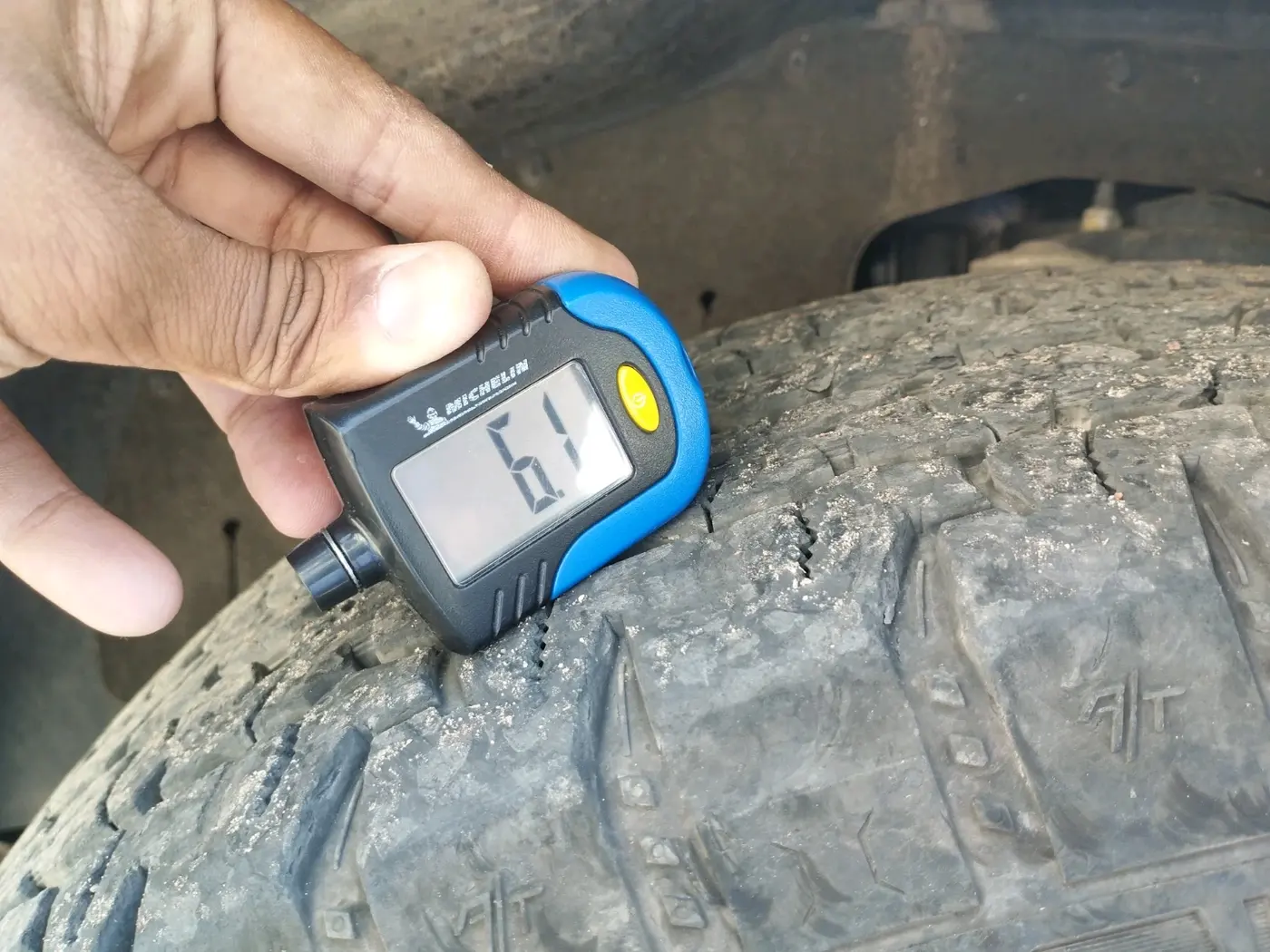 2024 Mahindra Thar Roxx  AX7 L Petrol AT 2WD, Petrol, Automatic, 12,088 km, tyre