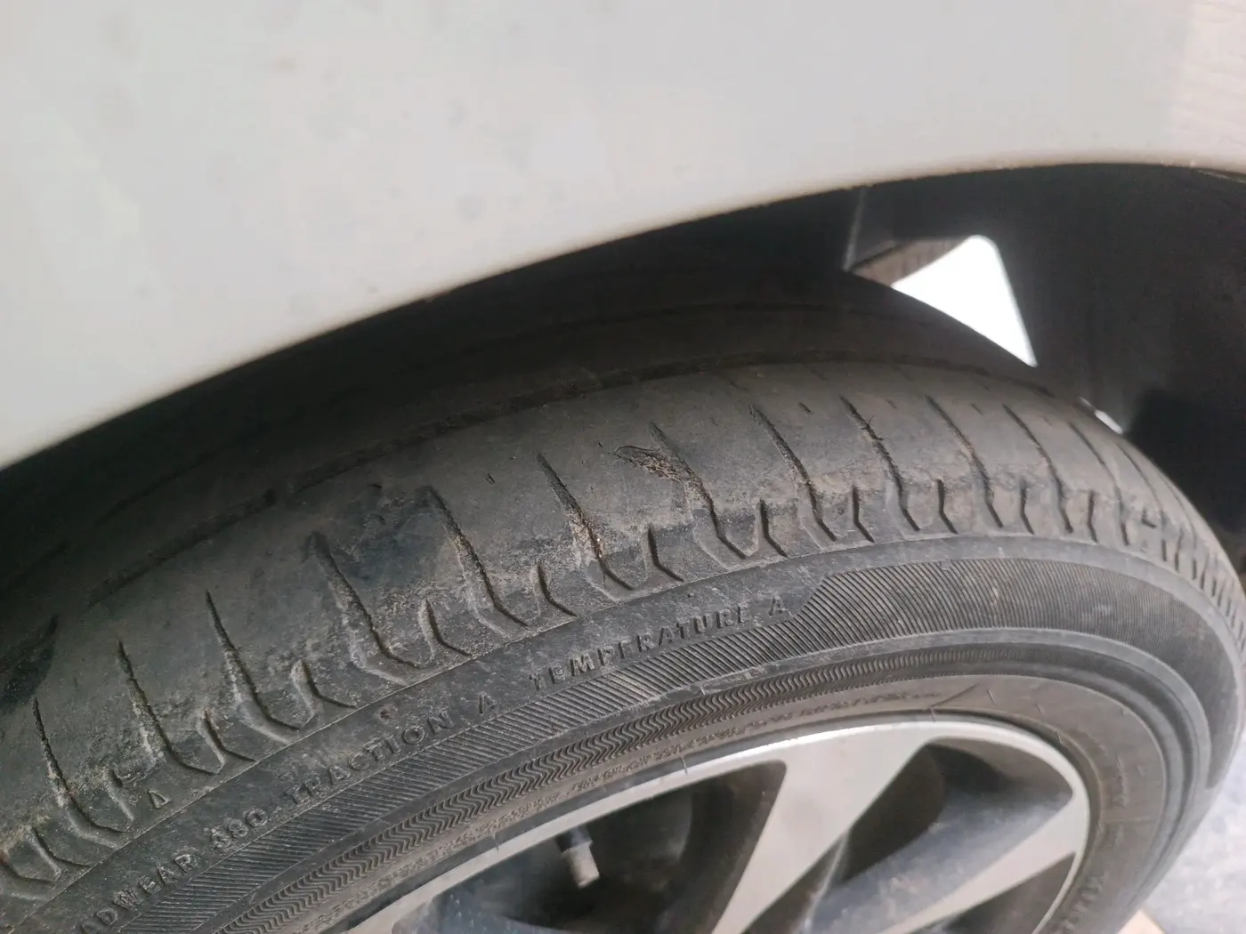 2024 Toyota RUMION V AT , Petrol, Automatic, 43,933 km, tyre