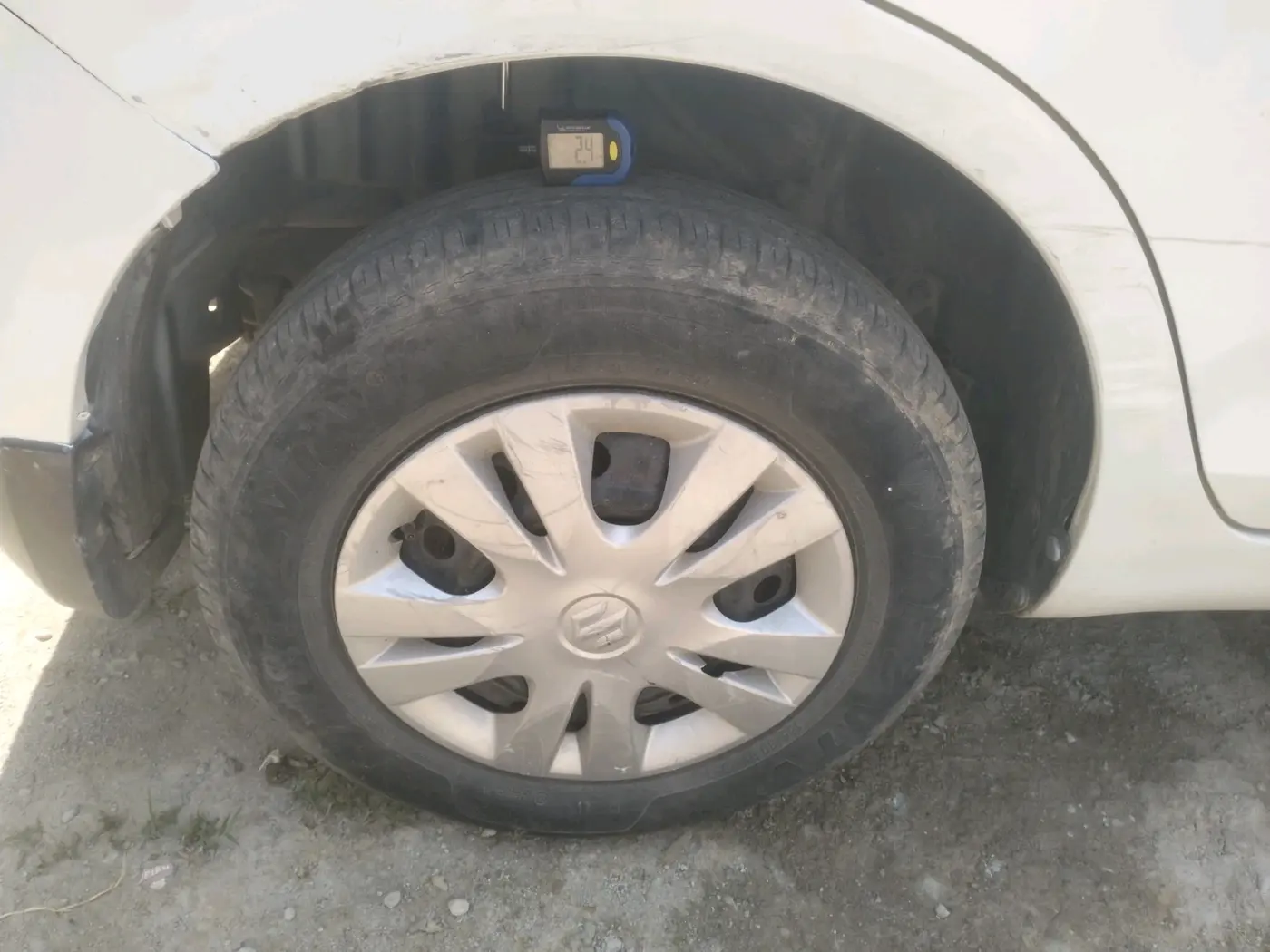 2013 Maruti Swift Dzire VXI, Petrol, Manual, 56,158 km, tyre