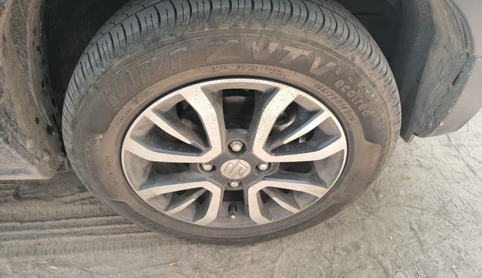 2025 Maruti S PRESSO VXI Plus AMT, Petrol, Automatic, 3,405 km, tyre