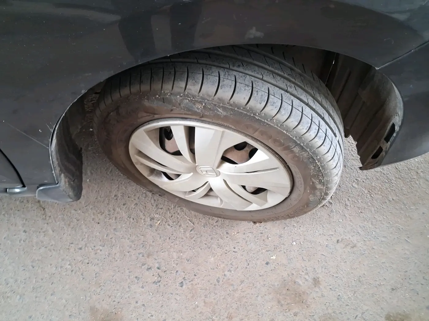 2019 Honda Amaze 1.2L I-VTEC S, CNG, Manual, 1,07,936 km, tyre