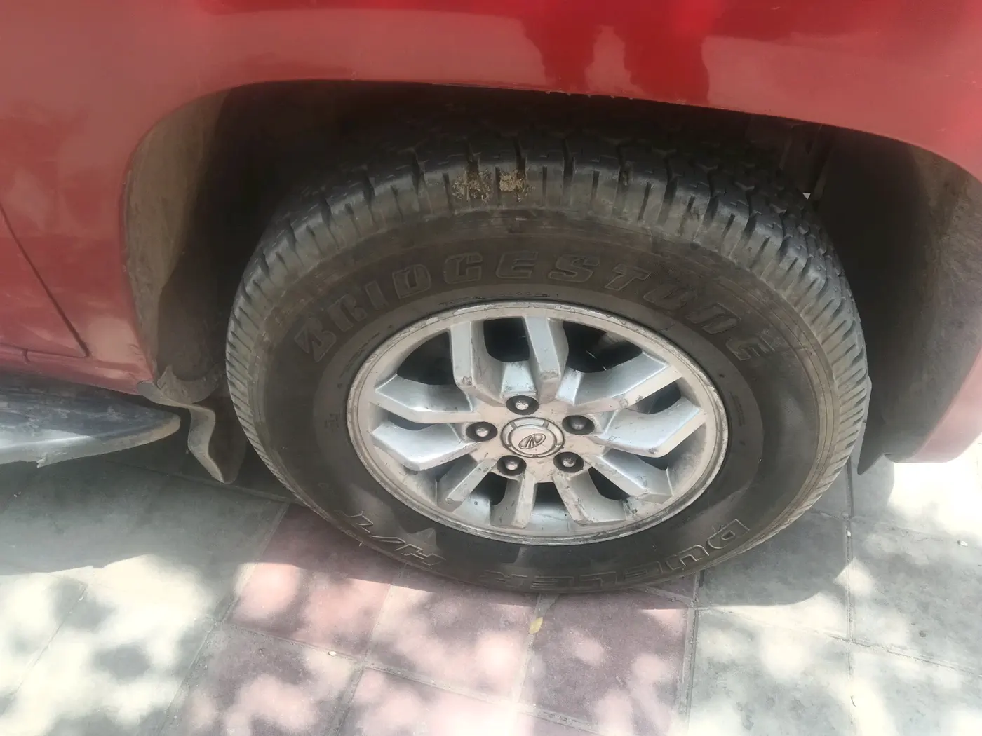 2016 Mahindra TUV300 T8, Diesel, Manual, 69,062 km, tyre