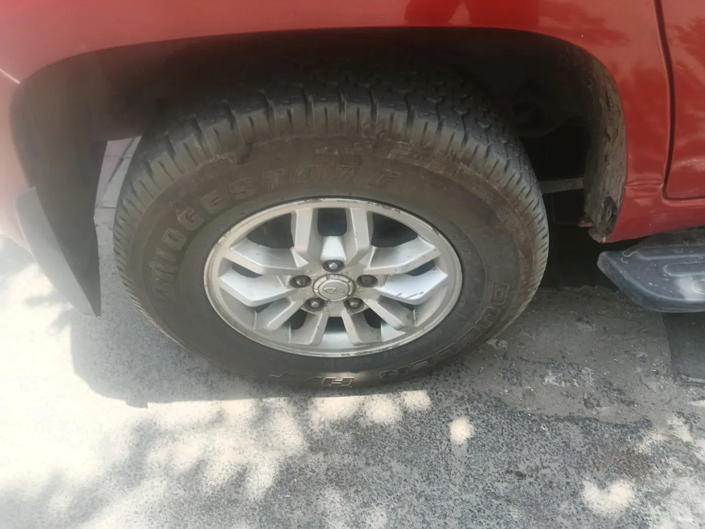 2016 Mahindra TUV300 T8, Diesel, Manual, 69,062 km, tyre
