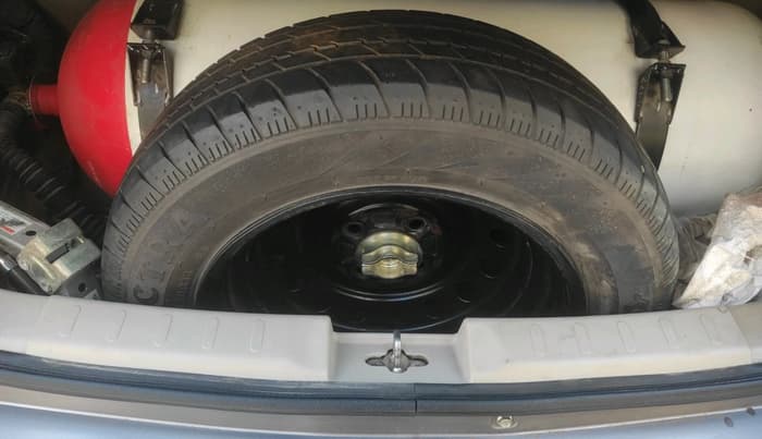 2018 Maruti Celerio VXI (O) CNG, CNG, Manual, 1,03,783 km, tyre