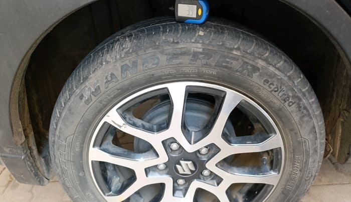 2024 Maruti XL6 ZETA CNG, CNG, Manual, 13,902 km, tyre