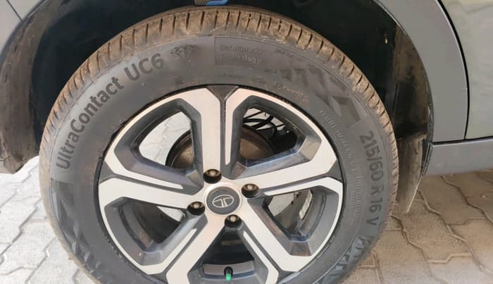 2021 Tata NEXON XZ PLUS DIESEL, Diesel, Manual, 42,722 km, tyre
