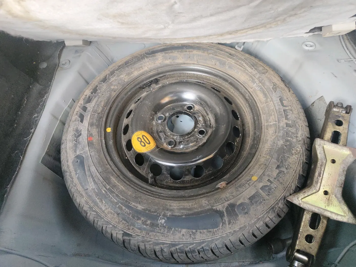 2021 Tata Tiago XT (O) PETROL, Petrol, Manual, 46,443 km, tyre