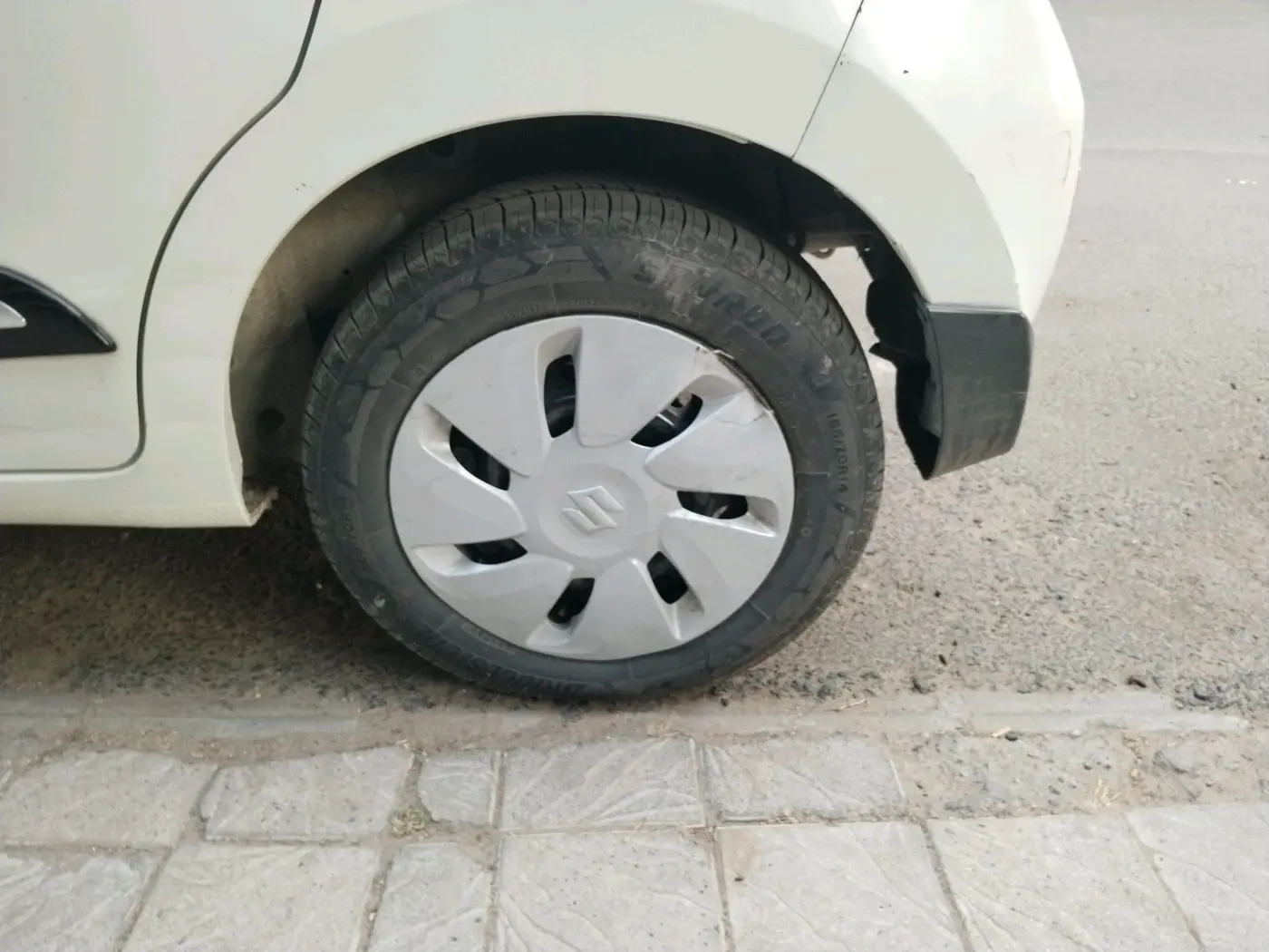 2019 Maruti Celerio VXI CNG, CNG, Manual, 76,597 km, tyre