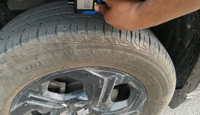 2022 Maruti BREZZA ZXI SMART HYBRID , Petrol, Manual, 77,366 km, tyre