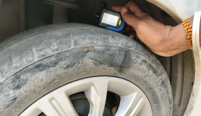 2018 Tata Tiago XZA PETROL, Petrol, Automatic, 40,144 km, tyre