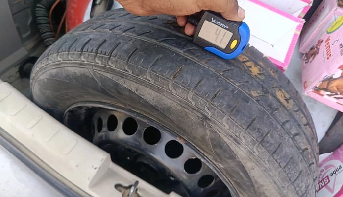 2020 Maruti Celerio VXI CNG, CNG, Manual, 1,18,457 km, tyre