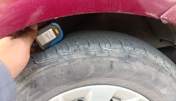 2014 Hyundai i10 MAGNA 1.1, Petrol, Manual, 70,882 km, tyre