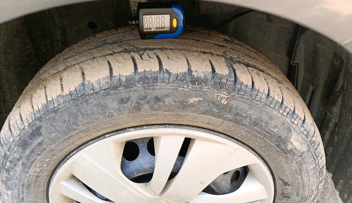 2019 Honda Amaze 1.2L I-VTEC S, Petrol, Manual, 1,43,420 km, tyre